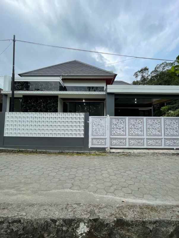 dijual rumah ngemplak widodomartani