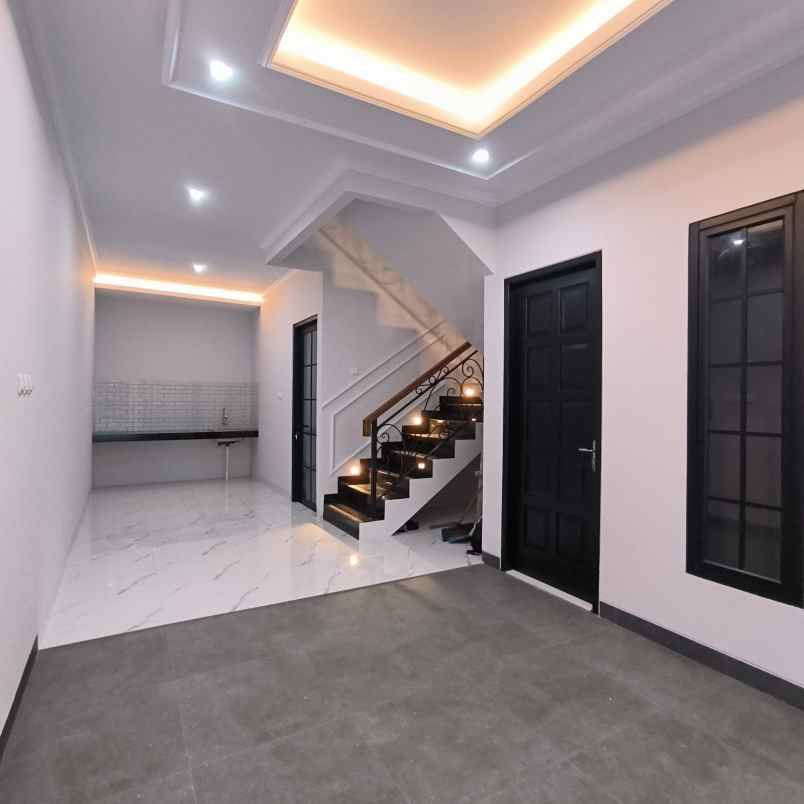dijual rumah pejaten barat jakarta selatan