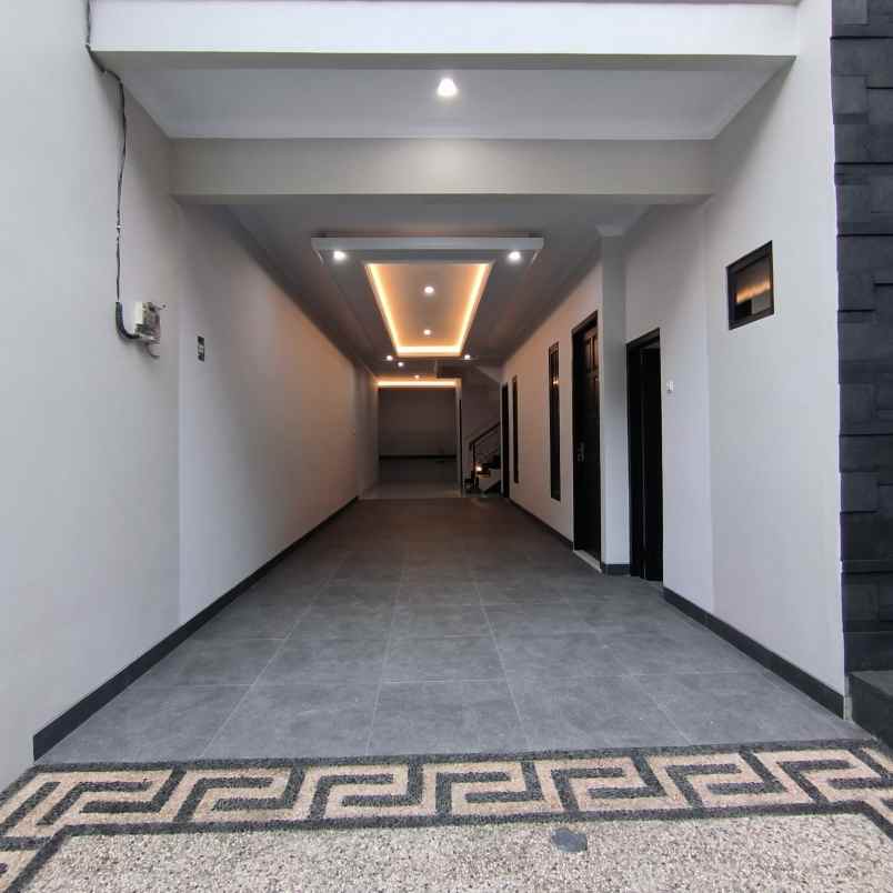 dijual rumah pejaten barat jakarta selatan