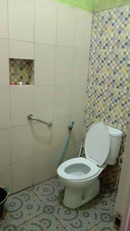 dijual rumah perumahan alam lestari