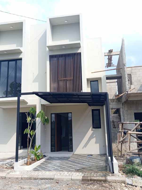 dijual rumah perumahan jatijajar depok