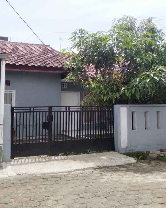 dijual rumah perumahan mekar wangi jl