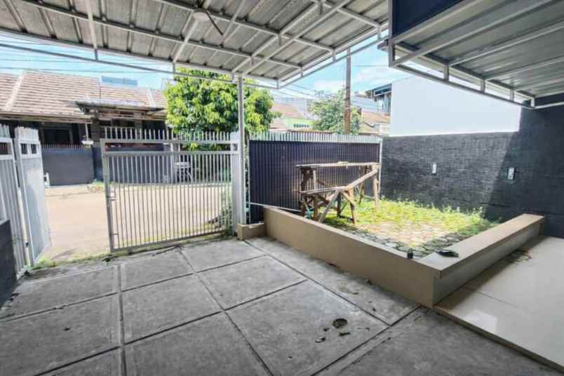 dijual rumah perumahan permata cimanggis