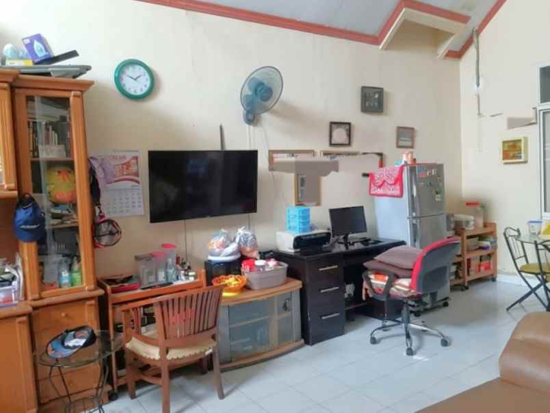 dijual rumah perumahan taman modern