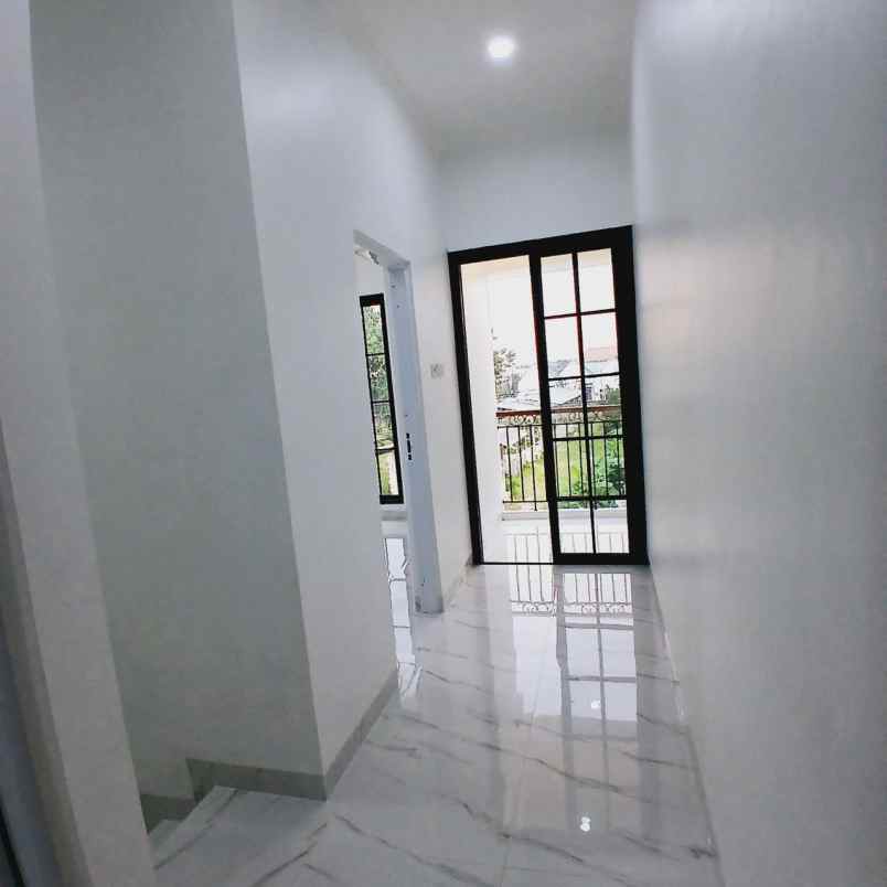 dijual rumah pondok terong cipayung depok
