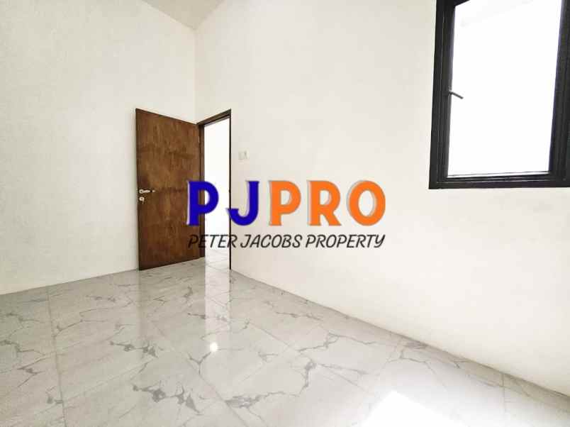dijual rumah pondok ungu permai