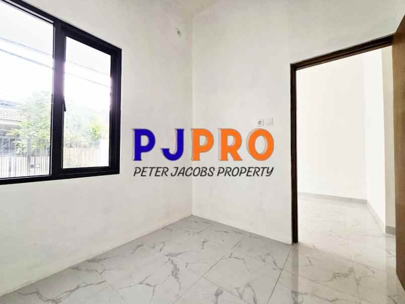 dijual rumah pondok ungu permai