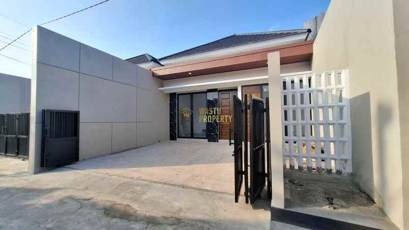 dijual rumah purwomartani