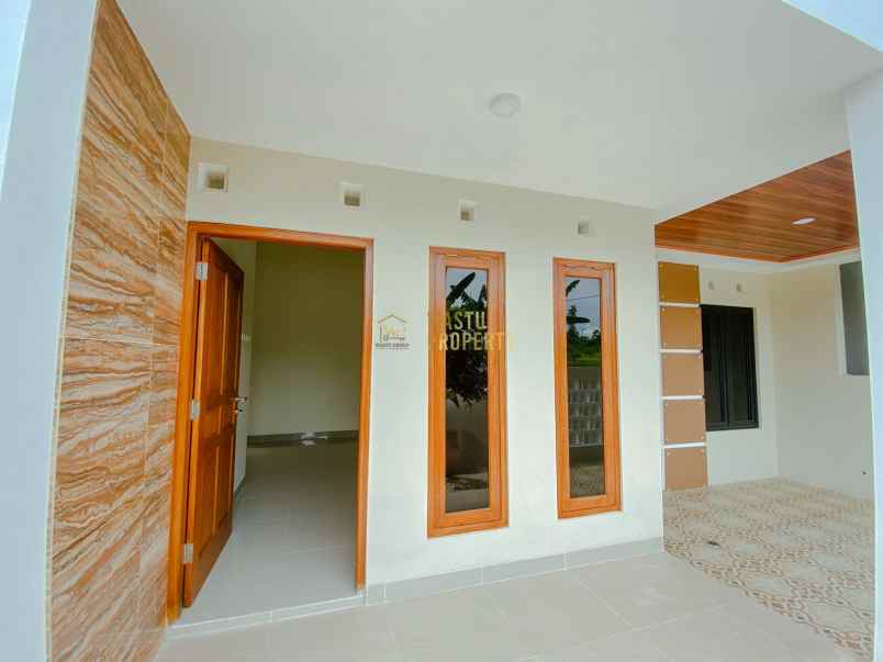 dijual rumah purwomartani kalasan