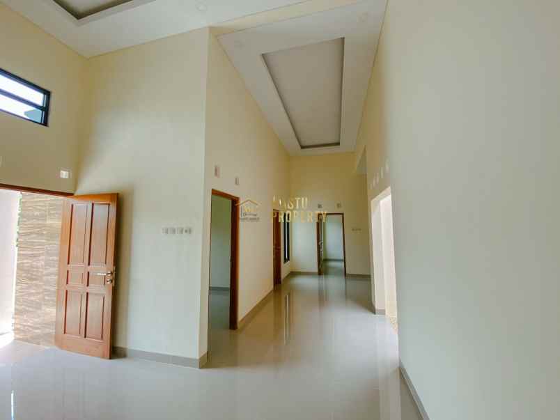 dijual rumah purwomartani kec kalasan