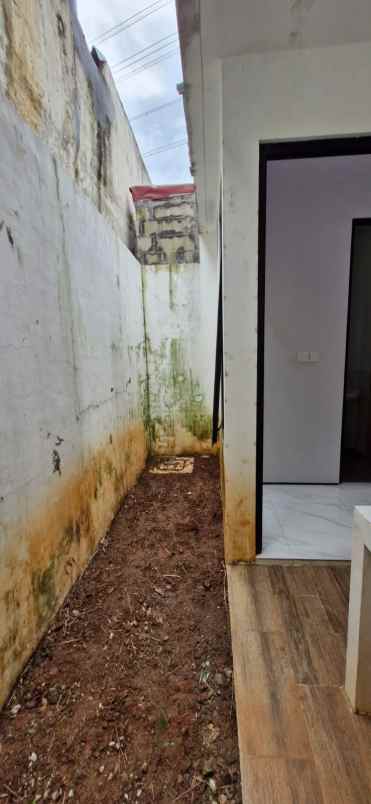 dijual rumah rawakalong pamulang