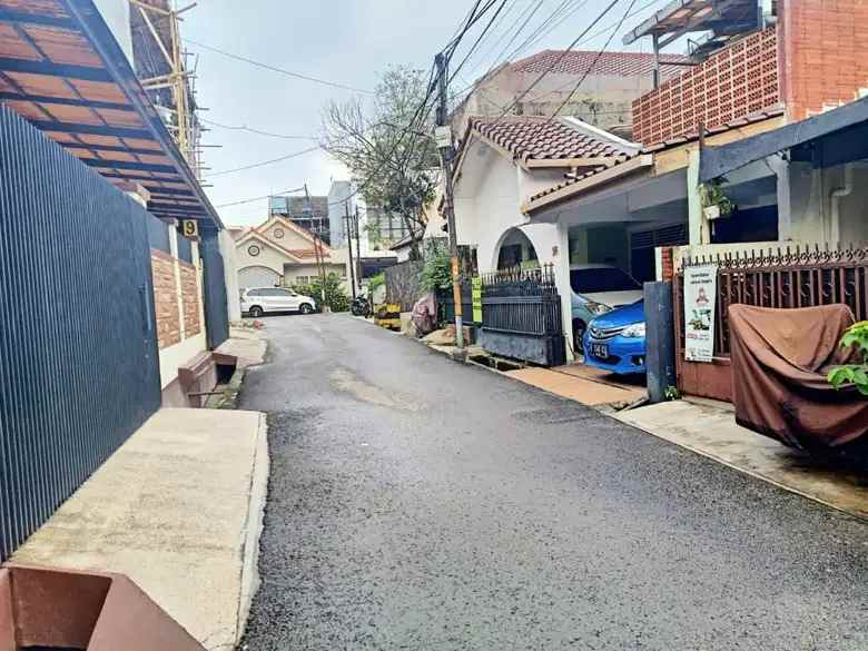 dijual rumah rawamangun