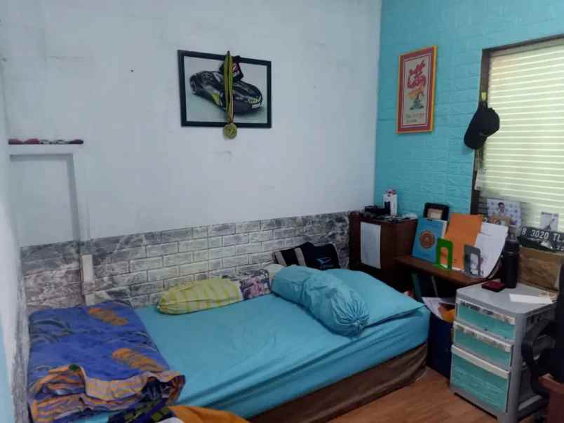 dijual rumah rawamangun
