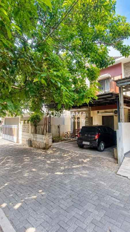 dijual rumah sawangan
