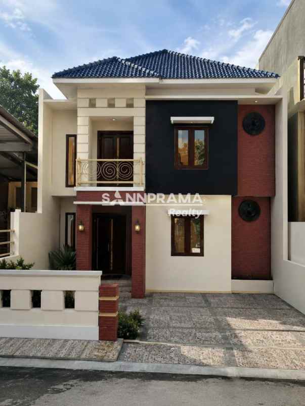 dijual rumah sawangan