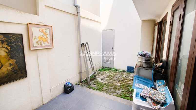 dijual rumah sawangan