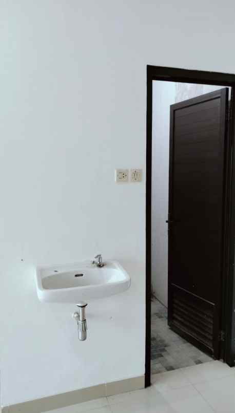 dijual rumah sawangan lama sawangan depok