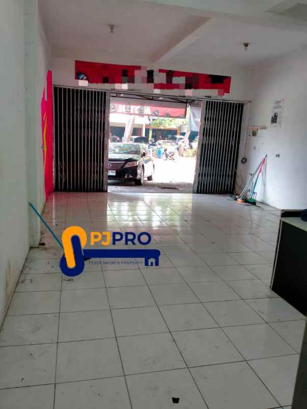 dijual rumah sentra onderdil harapan indah
