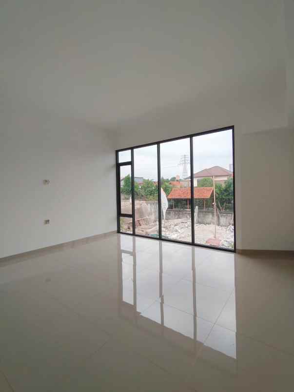 dijual rumah setu cipayung jaktim