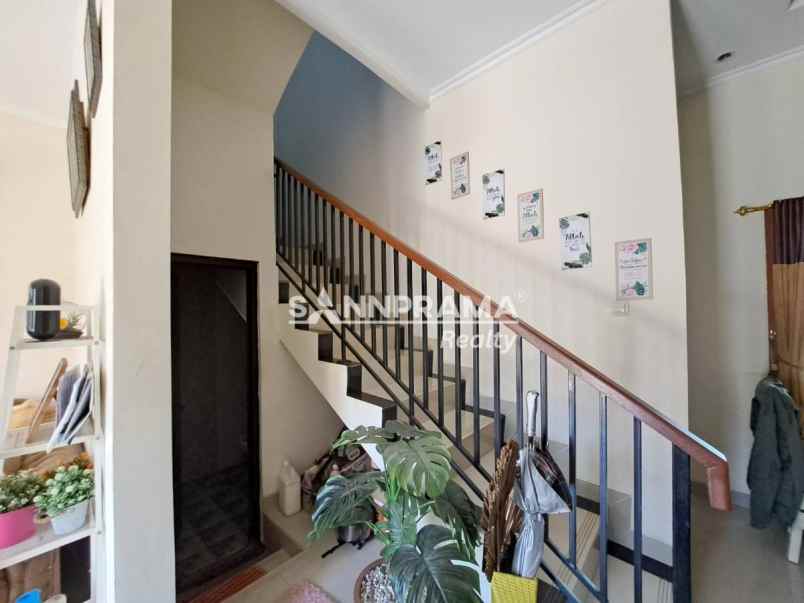 dijual rumah siap huni 2 lantai di cluster sawangan