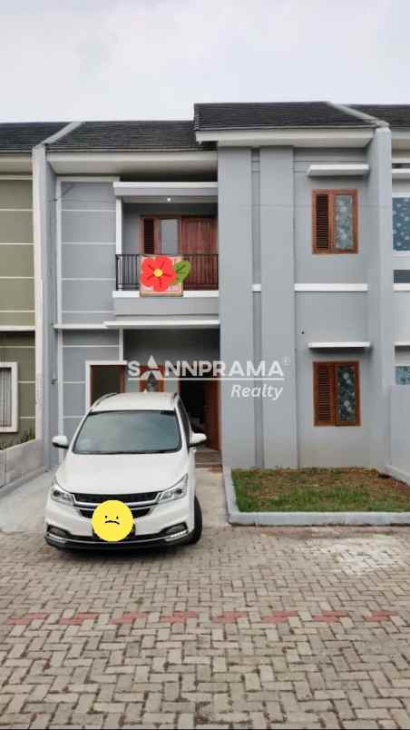 dijual rumah siap huni 2 lantai di cluster sawangan