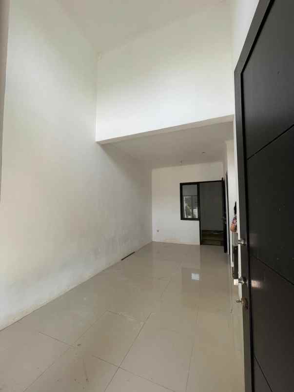 dijual rumah siap huni di ciputat