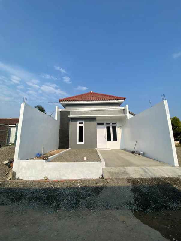 dijual rumah strategis pusat kota sruweng kebumen