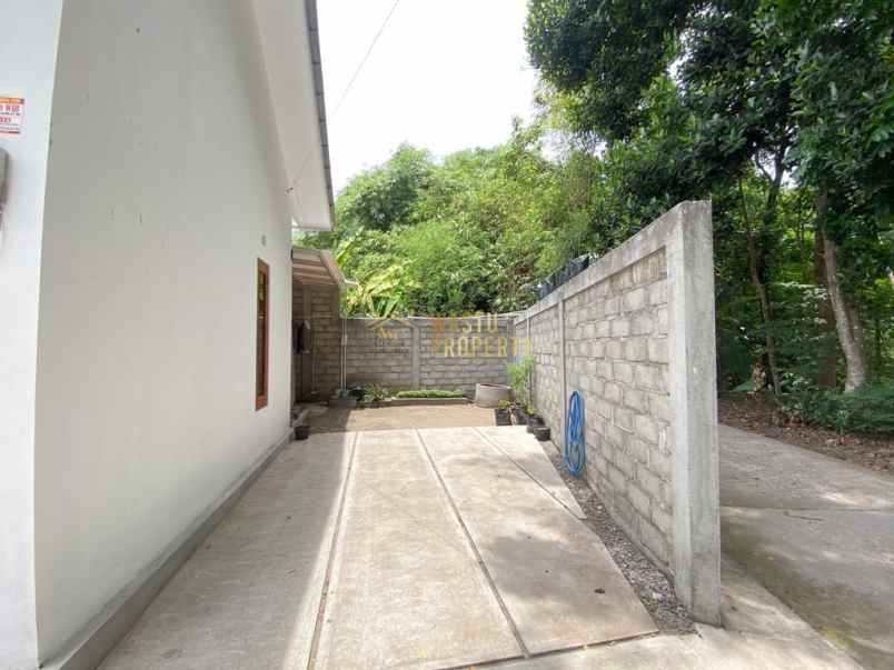 dijual rumah sumberharjo