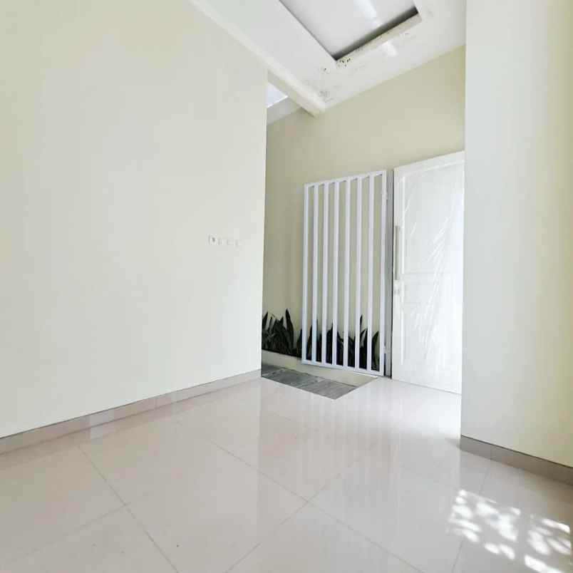 dijual rumah tirtomartani