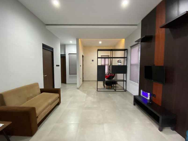 dijual rumah villa 2 lantai di lembang bandung barat