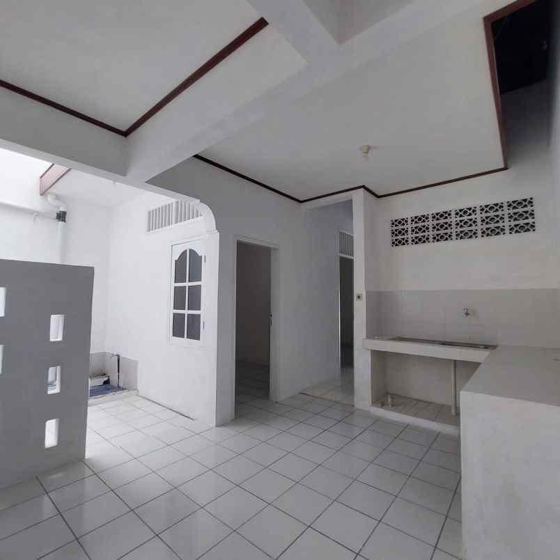 dijual tanah hj naman pondok kelapa