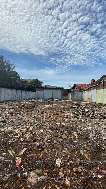 dijual tanah kreo selatan larangan