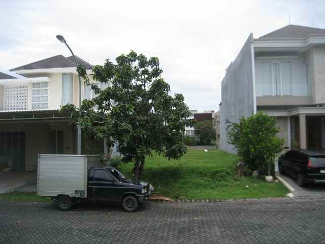 dijual tanah pakuwon indah