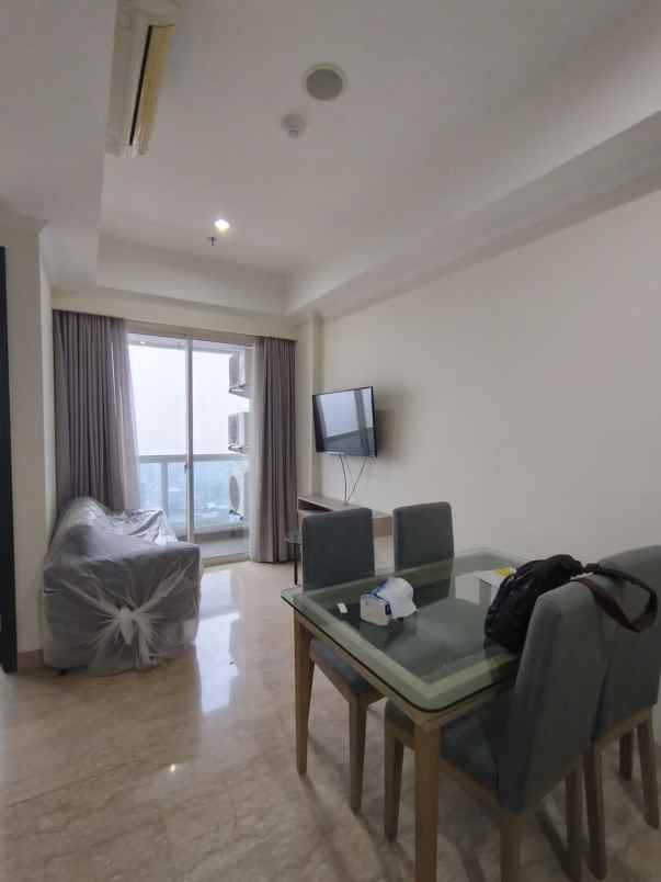 disewa apartemen menteng park furnished 2br siaphuni