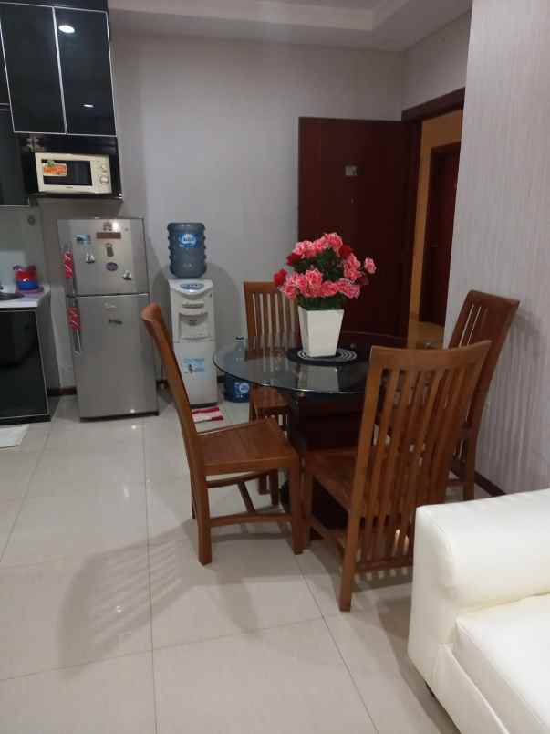 disewakan apartemen thamrin residence