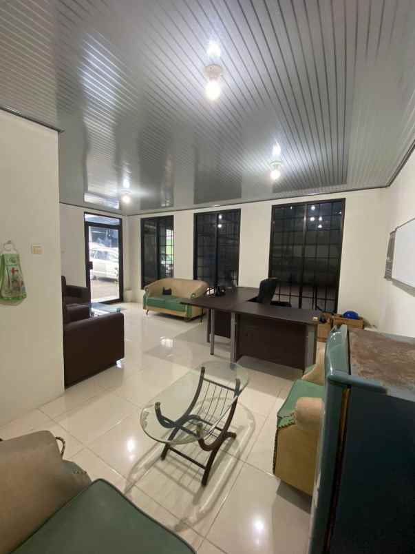 disewakan gudang di balongbendo krian