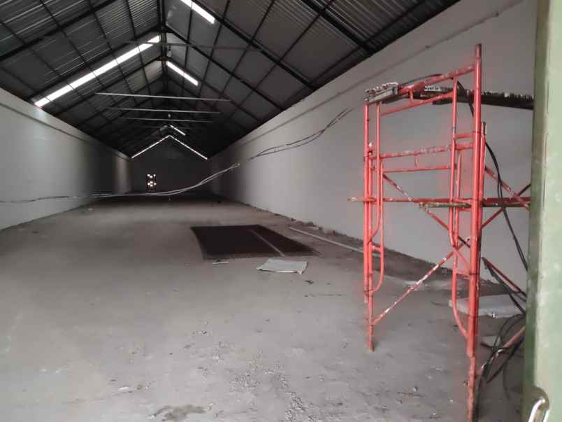 disewakan gudang di ngawi