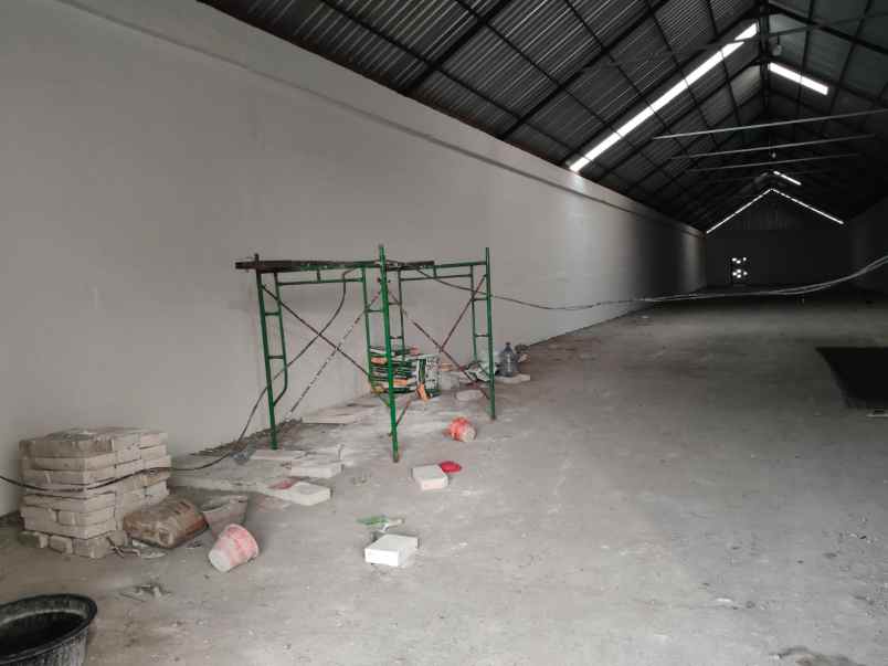 disewakan gudang di ngawi