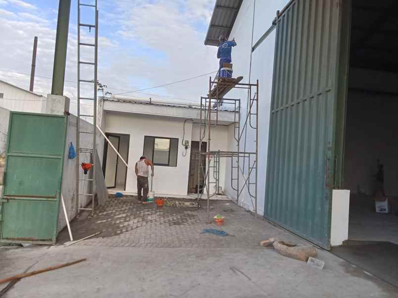 disewakan gudang di romokalisari