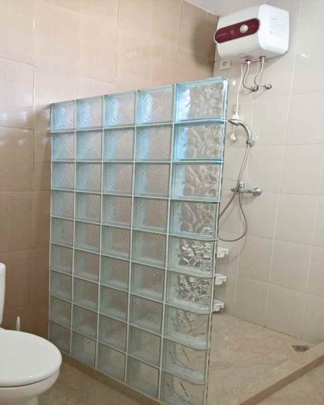 disewakan kost kost alevi place jl raya