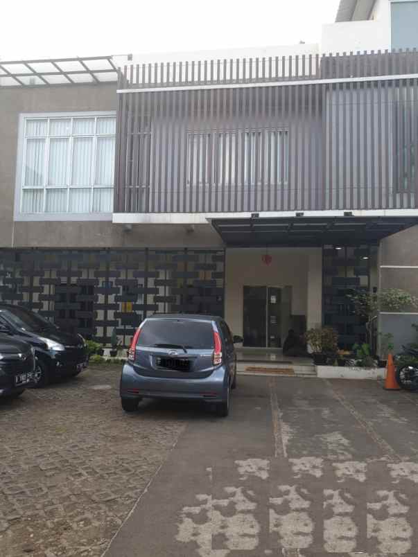 disewakan ruko gudang kantor gedong pasar rebo jakarta