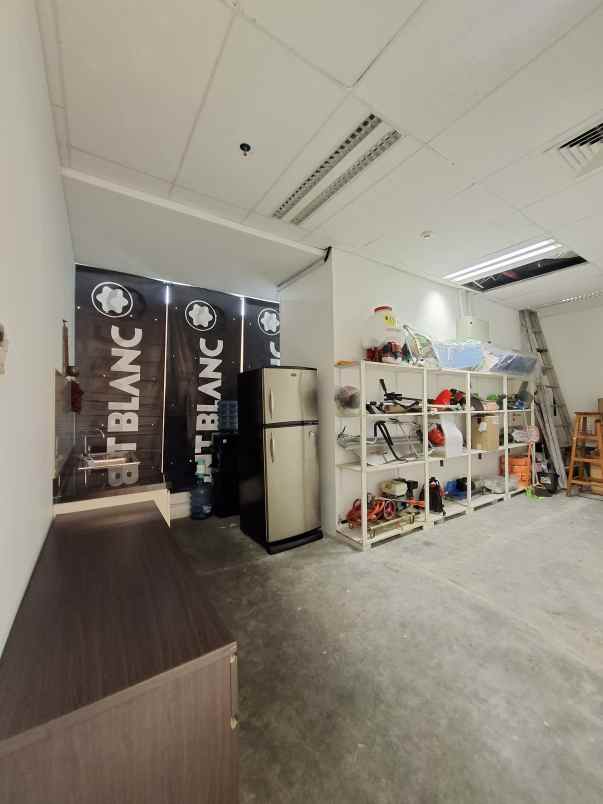 disewakan ruko gudang kantor jl jenderal sudirman no 86