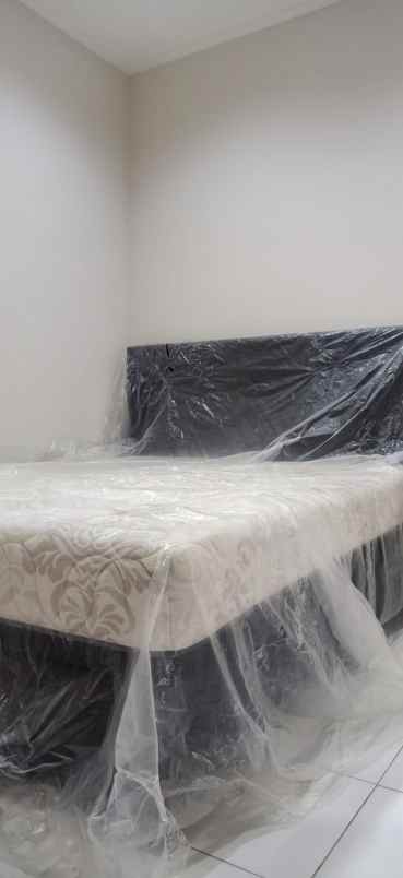 disewakan rumah bagus di acacia summarecon bekasi