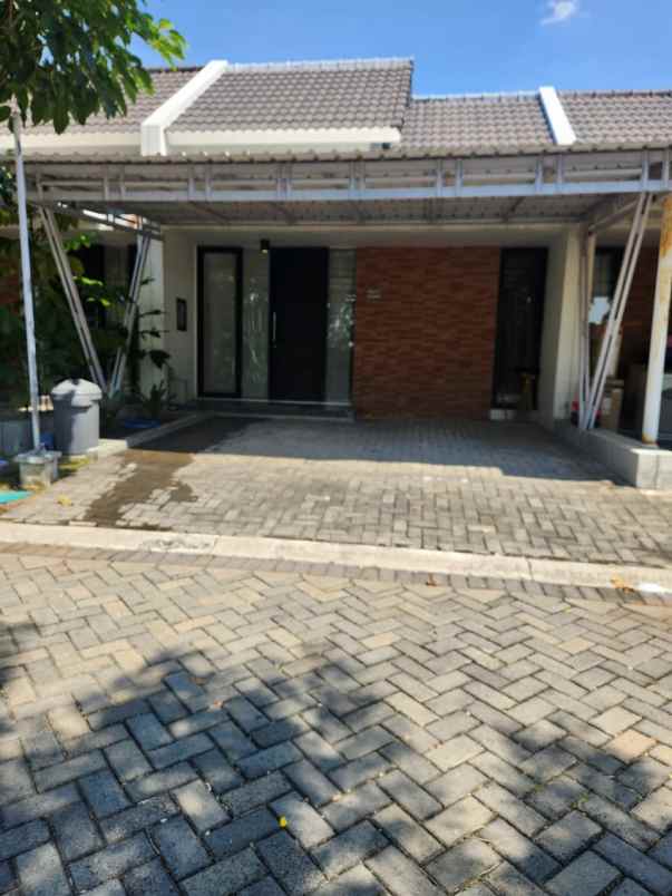 disewakan rumah citra grand