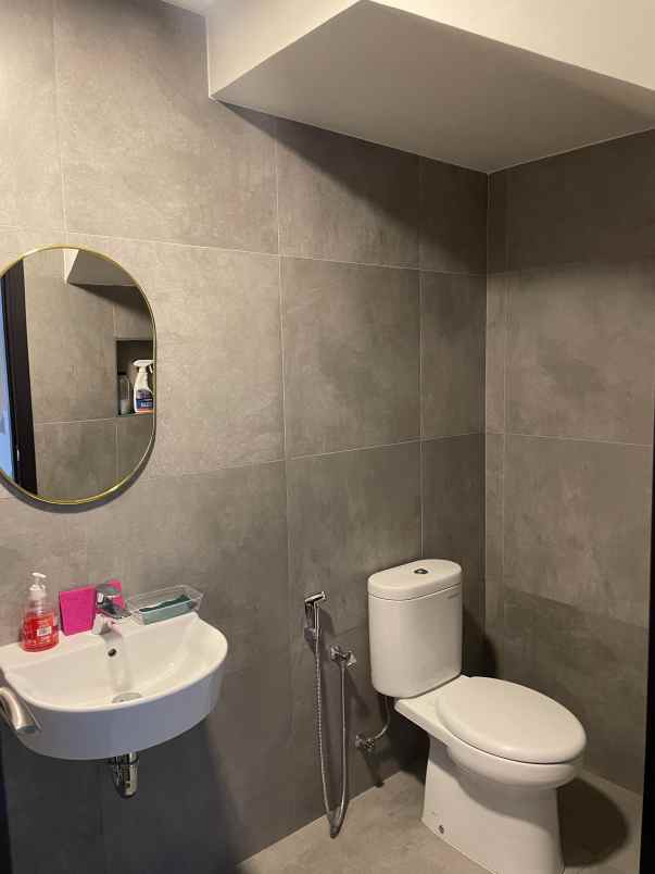 disewakan rumah cluster maison de wisteria