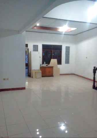 disewakan rumah jl madrasah aziyadah