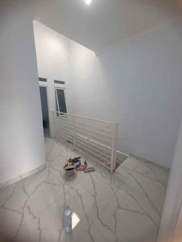 disewakan rumah jl melati kelapa dua wetan