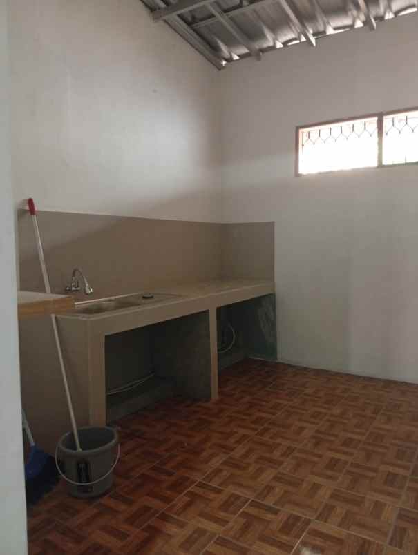 disewakan rumah perumahan pondok pekayon indah