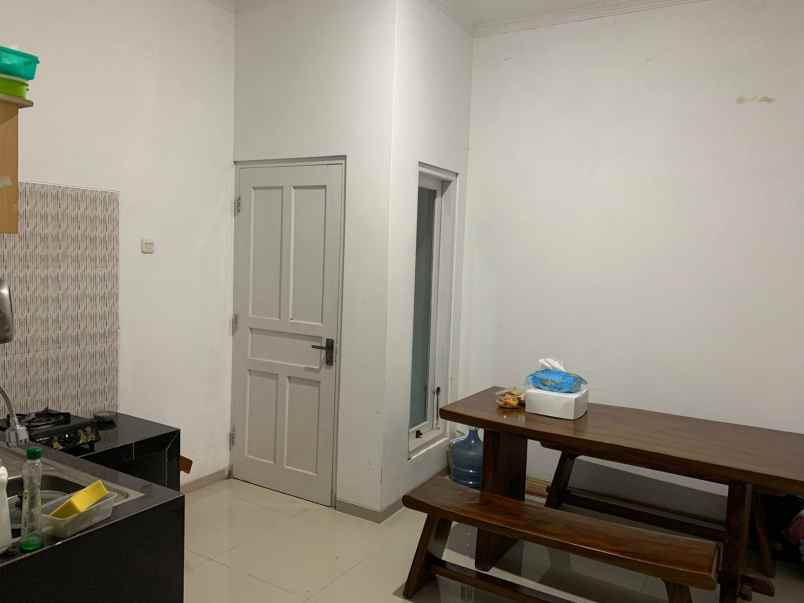 hunian nyaman 2 lantai dekat rsud sleman