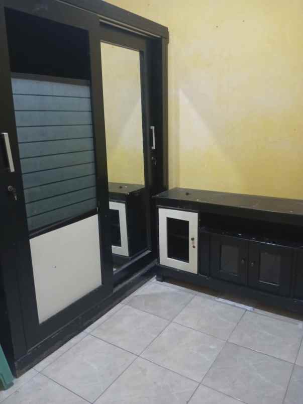 jual atau sewa rumah ciracas kelapa dua wetan jaktim